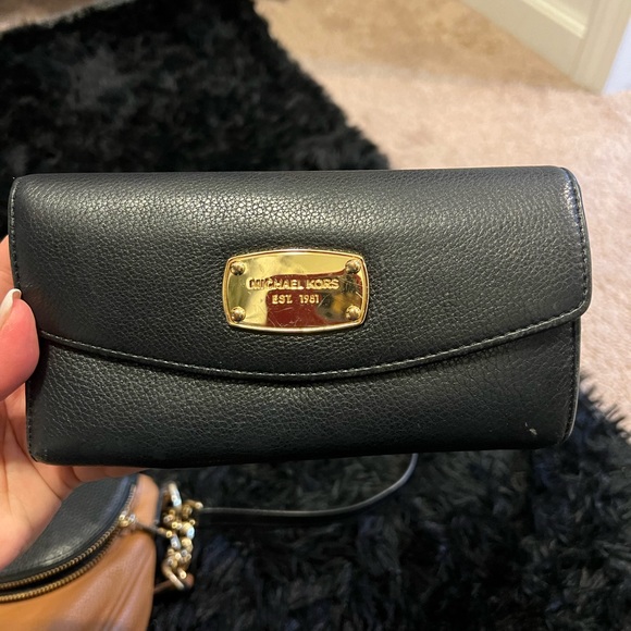 Michael Kors purse & wallet - Picture 11 of 12